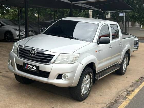 TOYOTA HILUX 2.7 SR 4X2 CD 16V FLEX 4P AUTOMÁTICO